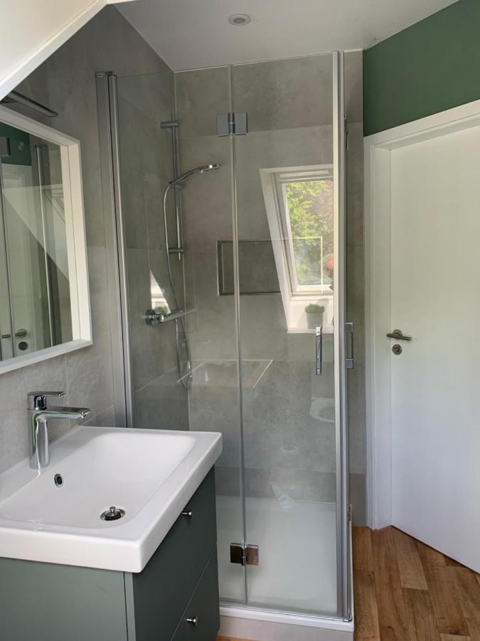Sonniges Stadt-apartment In Ruhiger Parklage Bad Segeberg