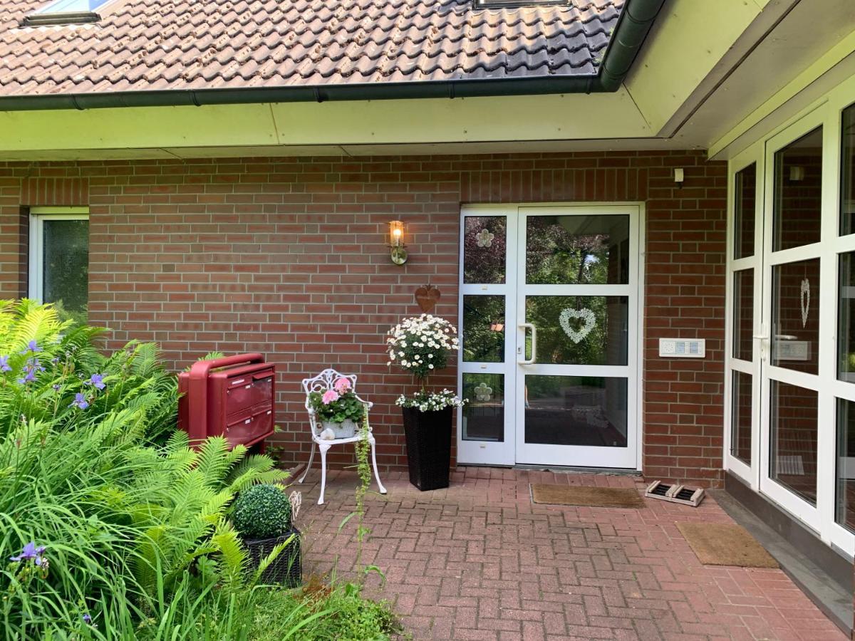 Sonniges Stadt-apartment In Ruhiger Parklage * Bad Segeberg